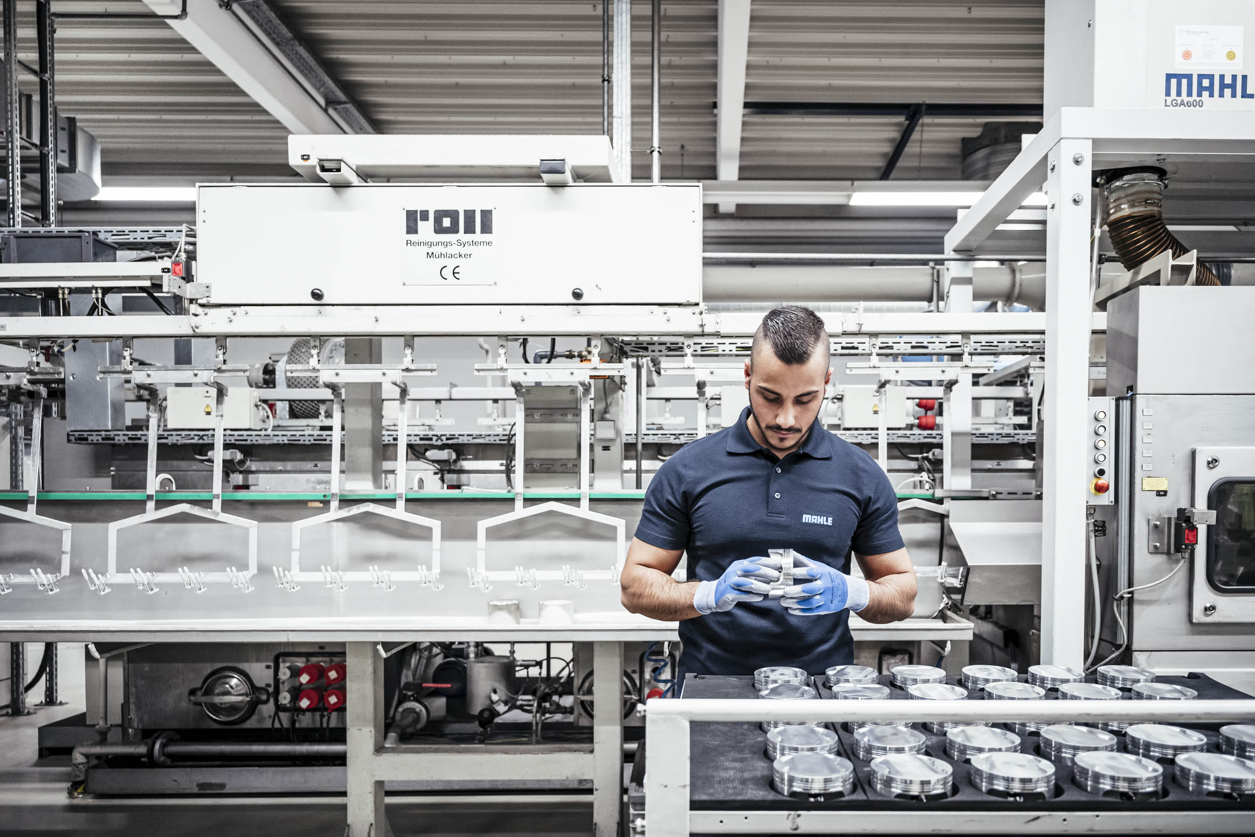 Mahle Stuttgart by Agenturneubauer